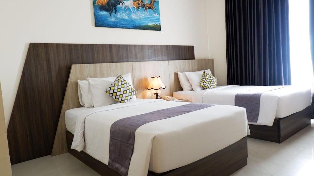 Vega Prime Hotel & Convention Sorong Exterior foto