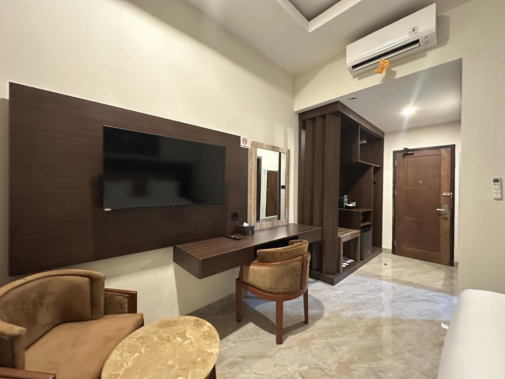 Vega Prime Hotel & Convention Sorong Zimmer foto