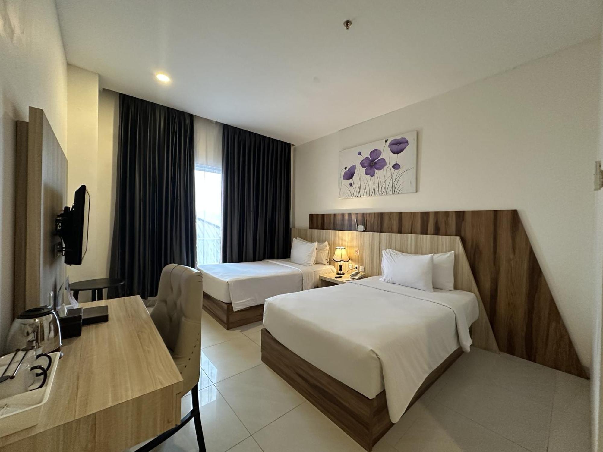 Vega Prime Hotel & Convention Sorong Zimmer foto